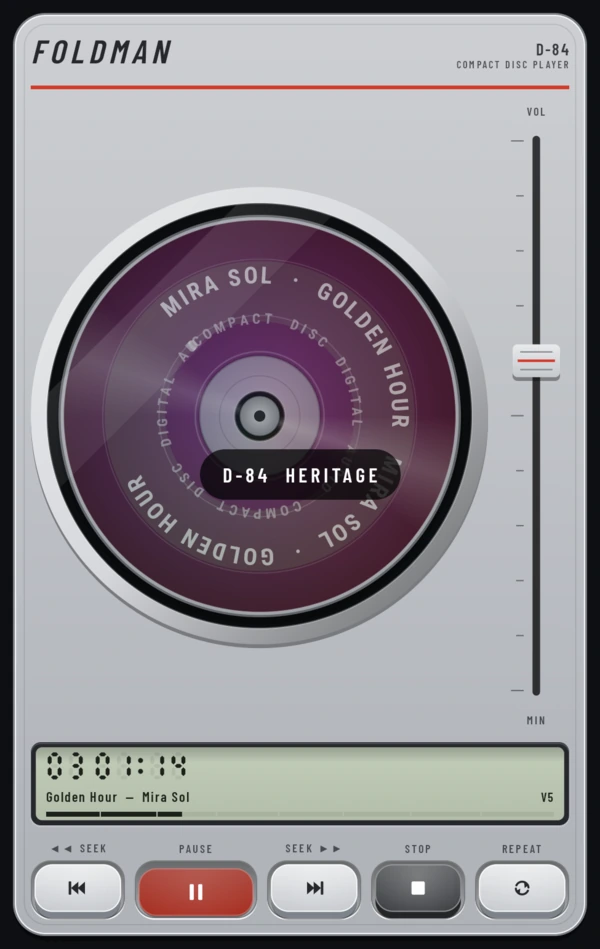 The cover just after a three-finger swipe: the silver D-84 Heritage body, with its name D-84 HERITAGE shown over the disc.